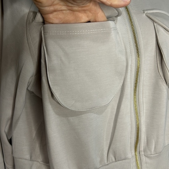 New Mono B cropped jacket . S - Picture 5 of 6